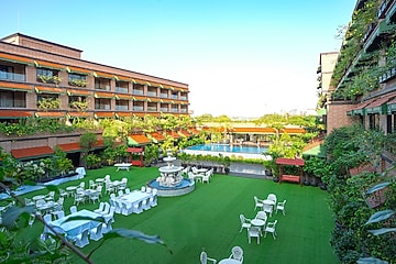 MAYFAIR BAY RESORT PARADEEP